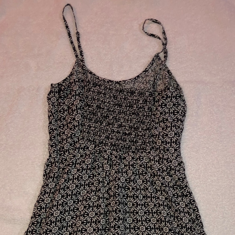 Sundress - Picture 2 of 2